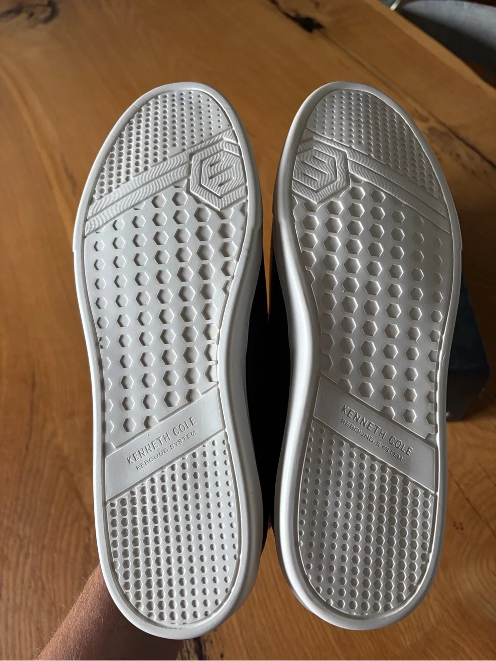 Kenneth Cole Liam Men’s Black Leather Slip-on - Size 10 Wide